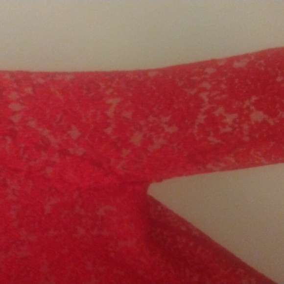 Size 22W Red lace dress. 2 separate pieces. Take a look... - Picture 11 of 13
